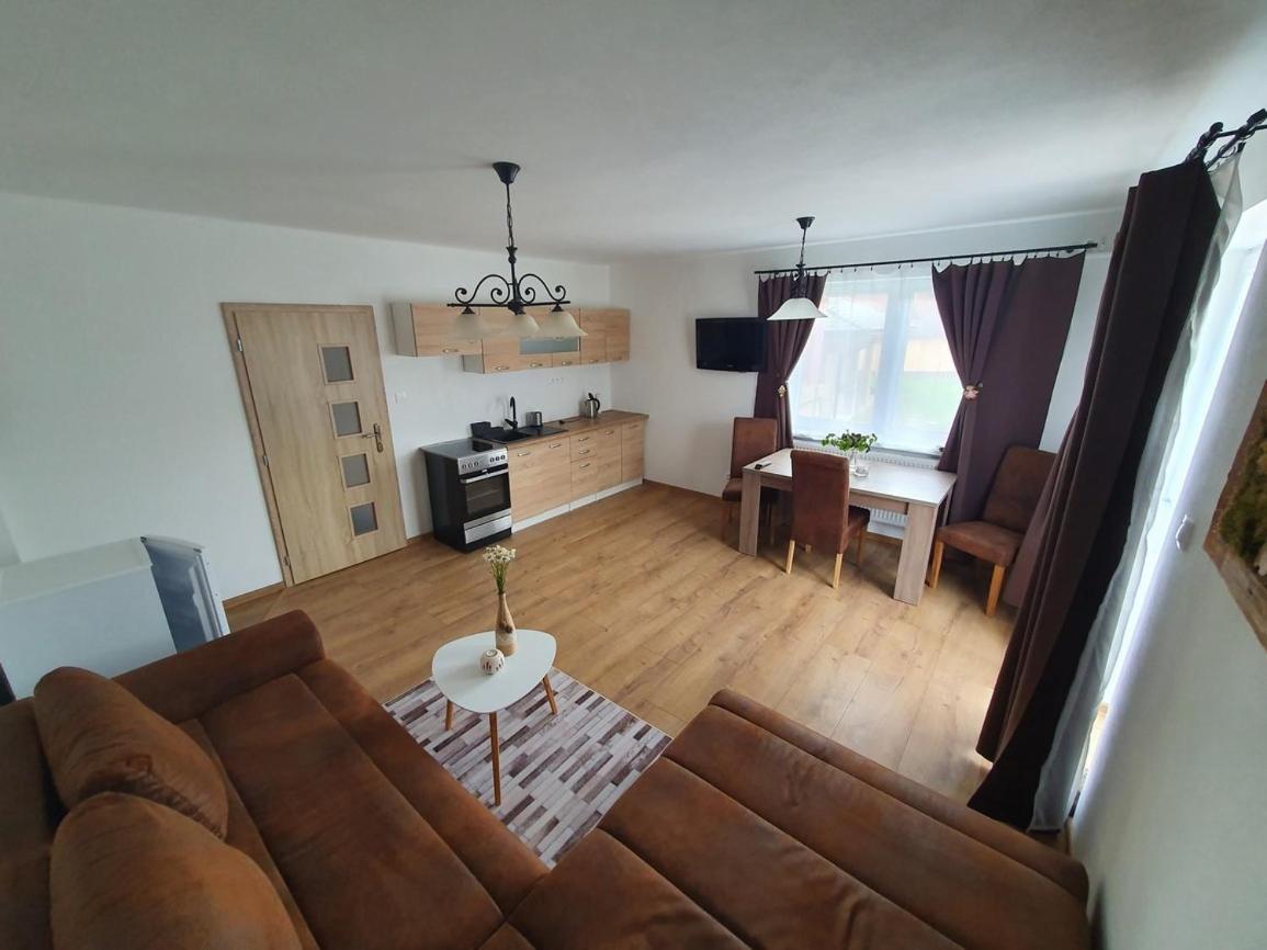 Apartmanovy Dom Adas Prosiek Exterior photo