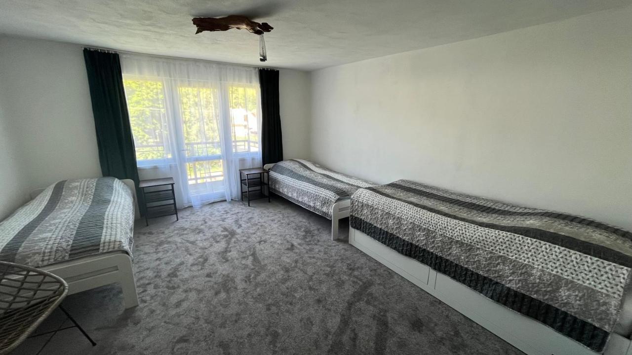 Apartmanovy Dom Adas Prosiek Exterior photo