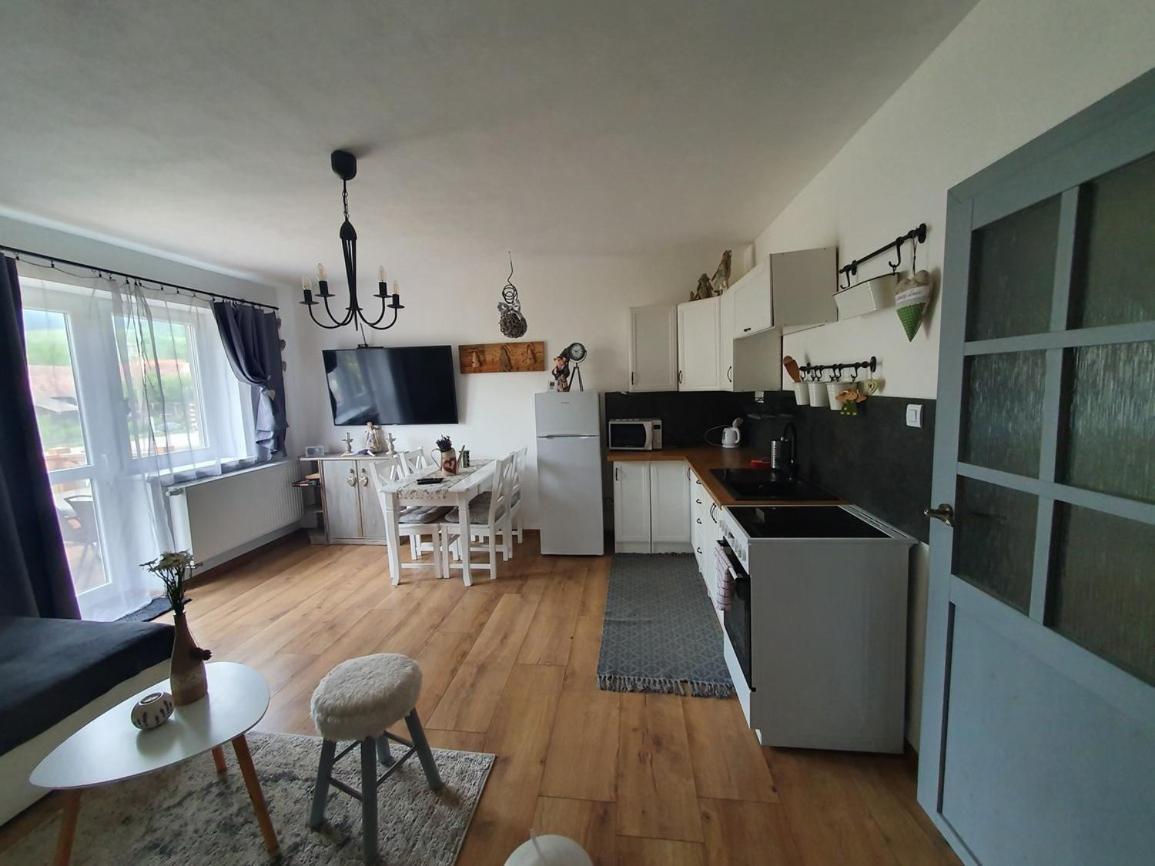 Apartmanovy Dom Adas Prosiek Exterior photo